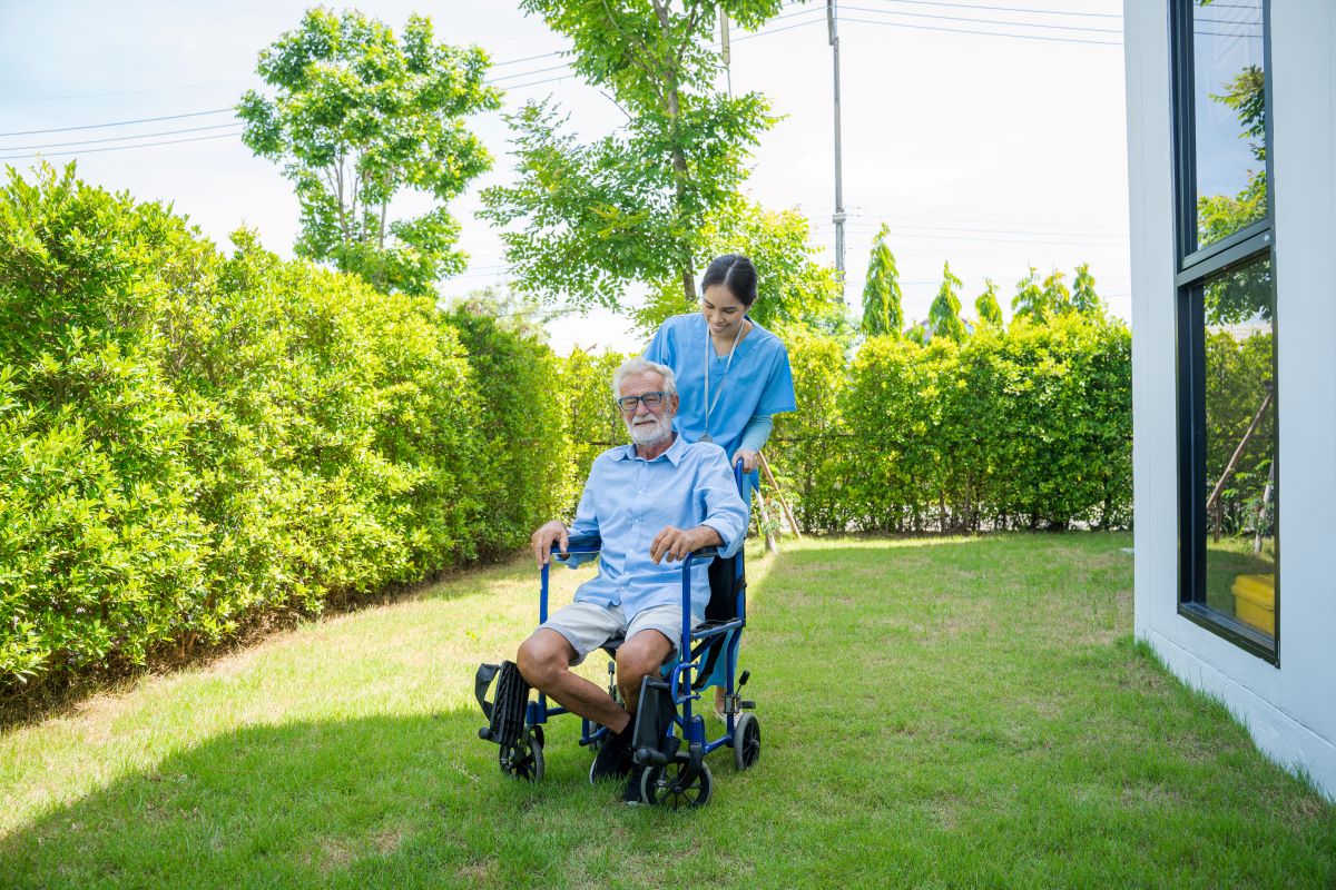 Benefits Of Assisted Living For Seniors Why It's Worth A Try