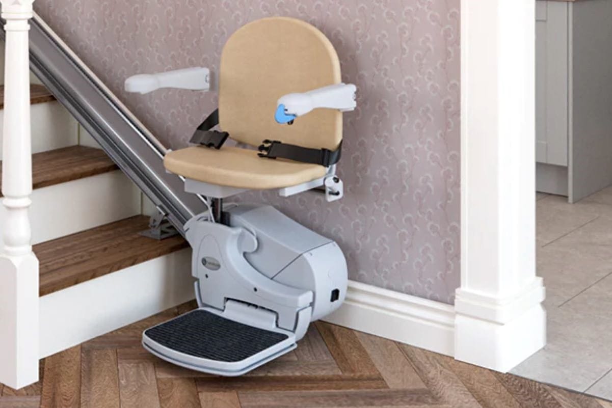 The Benefits Of Installing A Standing Stair Lift For Improved Mobility
