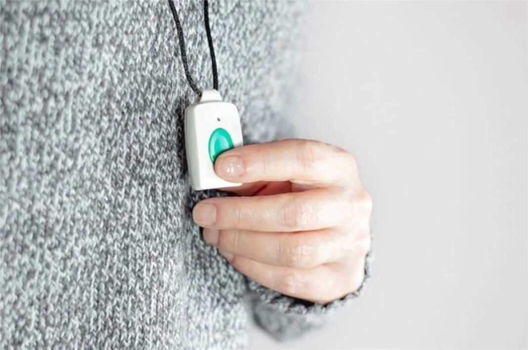 A Guide To Choosing The Right Medical Alert Necklace For You