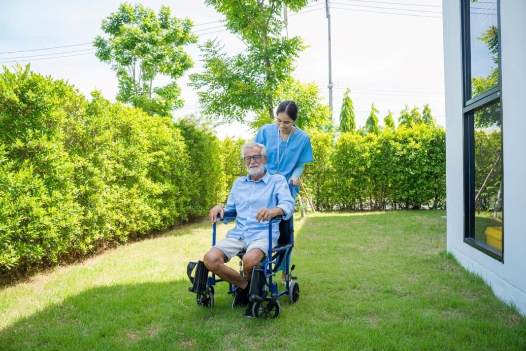Benefits Of Assisted Living For Seniors Why It's Worth A Try