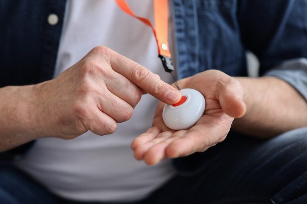 Ensuring Safety And Independence With Unmonitored Medical Alert Systems For Seniors