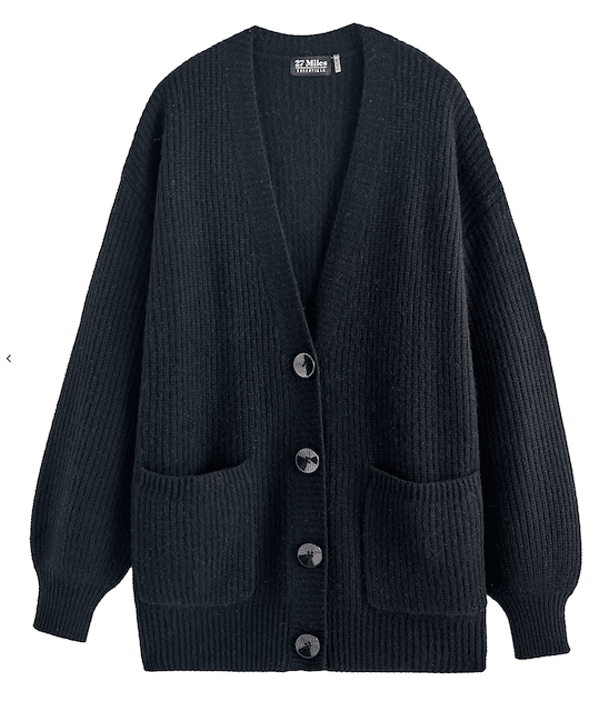 Best Holiday Gift Guide for Seniors 2023 2 KAMIRA-A
