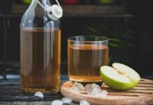The Advantages of Apple Cider Vinegar: 5 Reasons to Embrace the Bath-time Bliss The Advantages of Apple Cider Vinegar: 5 Reasons to Embrace the Bath-time Bliss