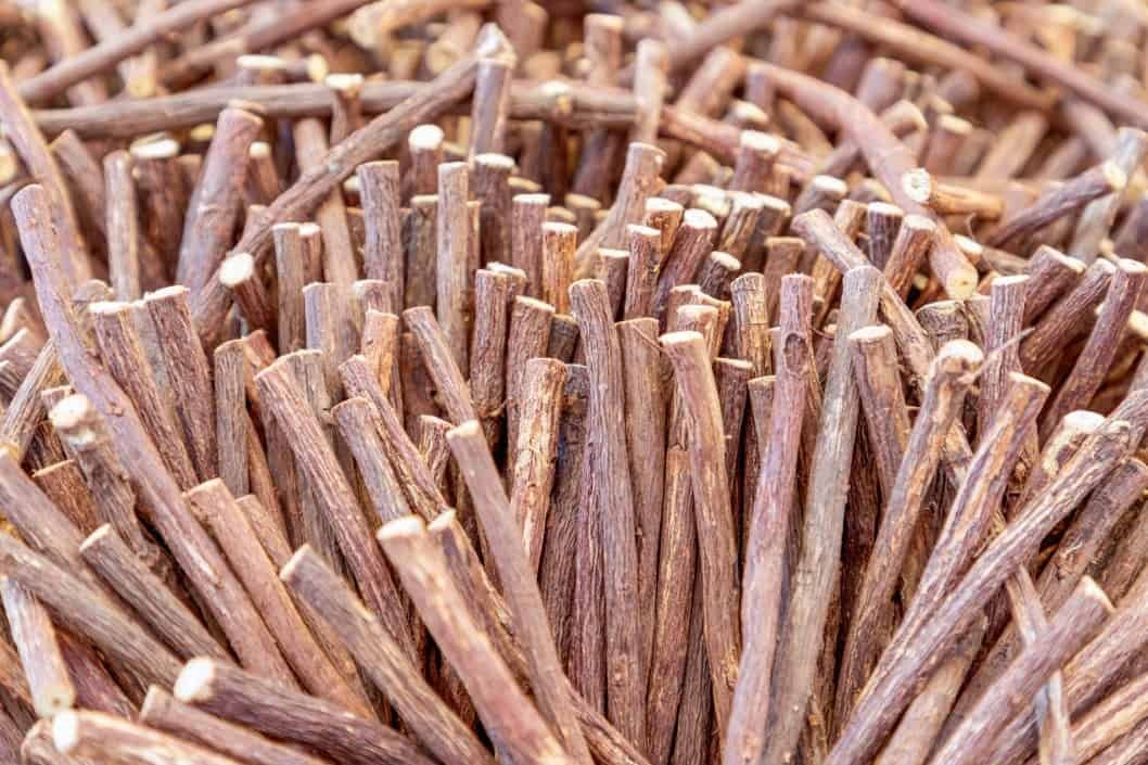 liquorice fresh licorice root selective focus t20 e9pk7B