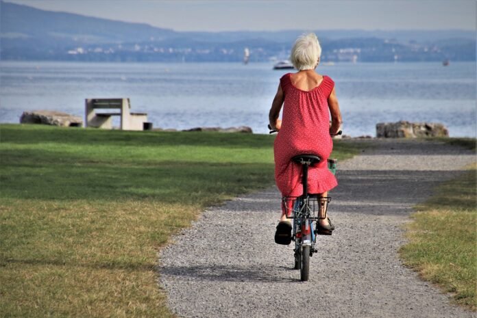 Managing Holiday Stress and Loneliness- A Guide for Seniors and Caregivers Managing Holiday Stress & Loneliness: A Guide for Seniors and Caregivers